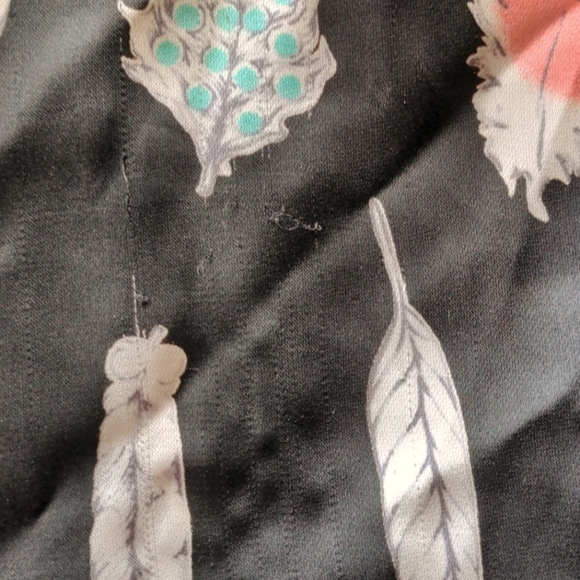 Greylin Anthropolgie Feather Blk Top - Picture 5 of 6